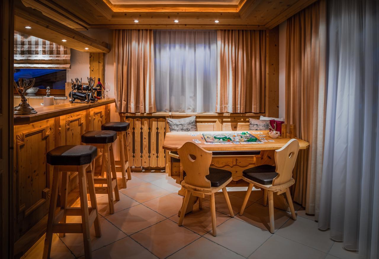 Chalet Verwall Luxury Apartments Lech am Arlberg Room photo