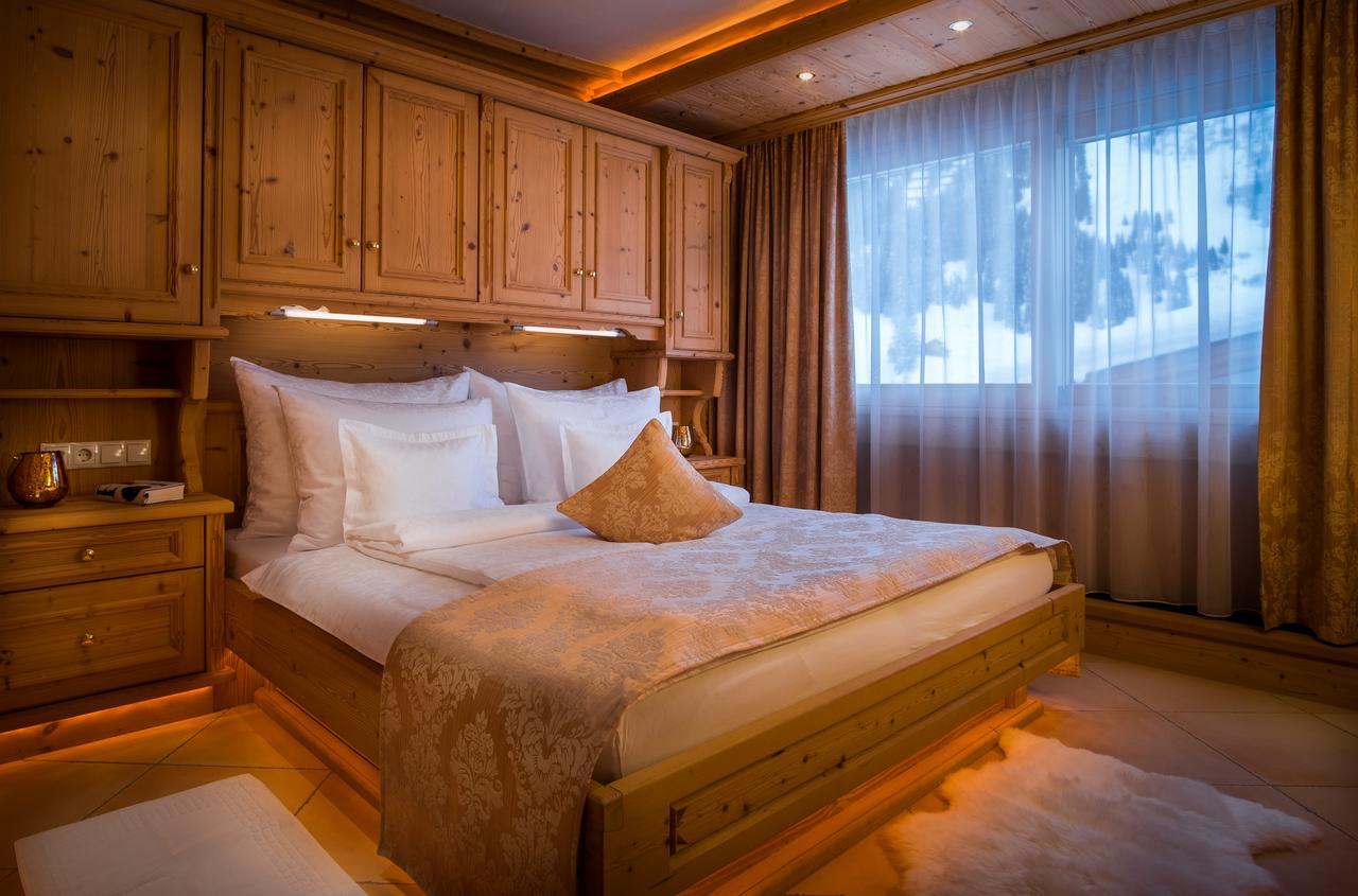 Chalet Verwall Luxury Apartments Lech am Arlberg Room photo